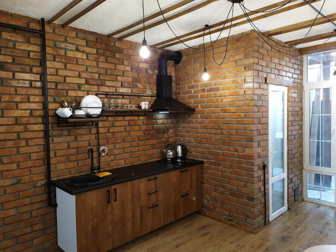 Loft House Aparthotel Odesa Exterior photo